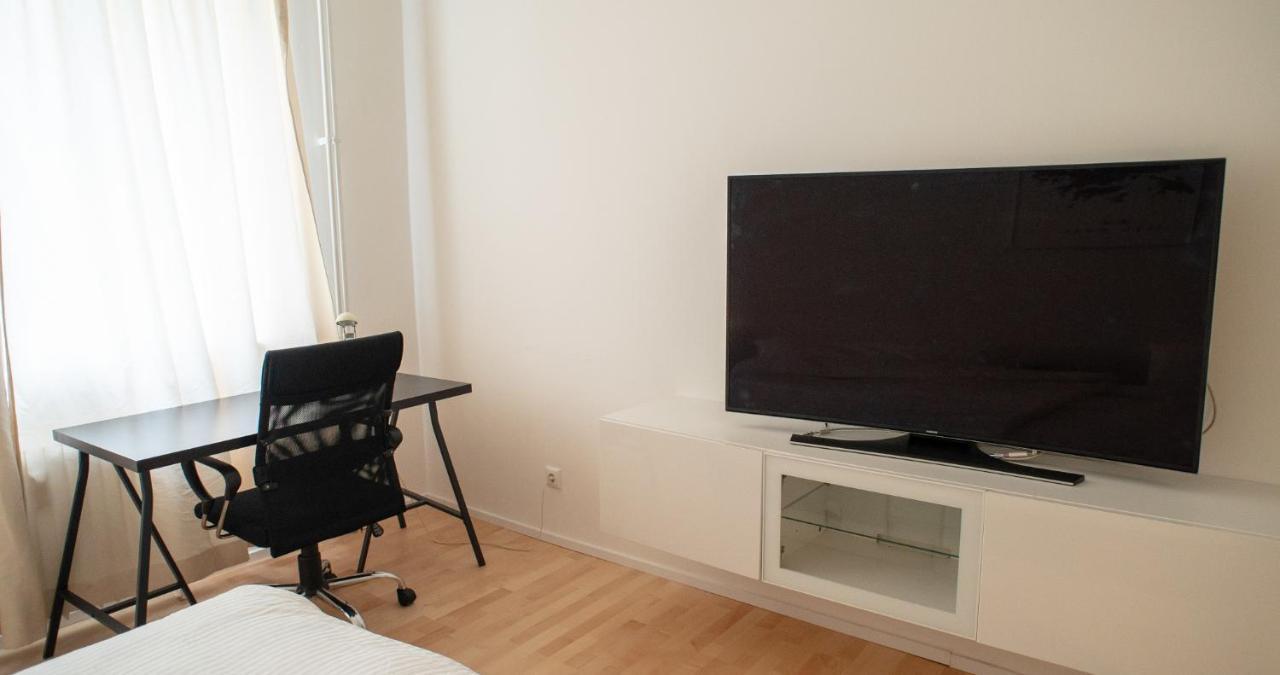 Cozy And Fully Equiped Suite Apartment At Ku'Damm Berlin Exterior photo